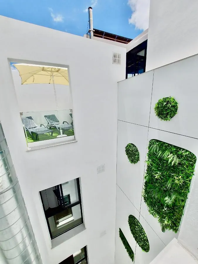 Atypicap Capsule Hostel Пуэрто-де-ла-Крус Капсульный отель