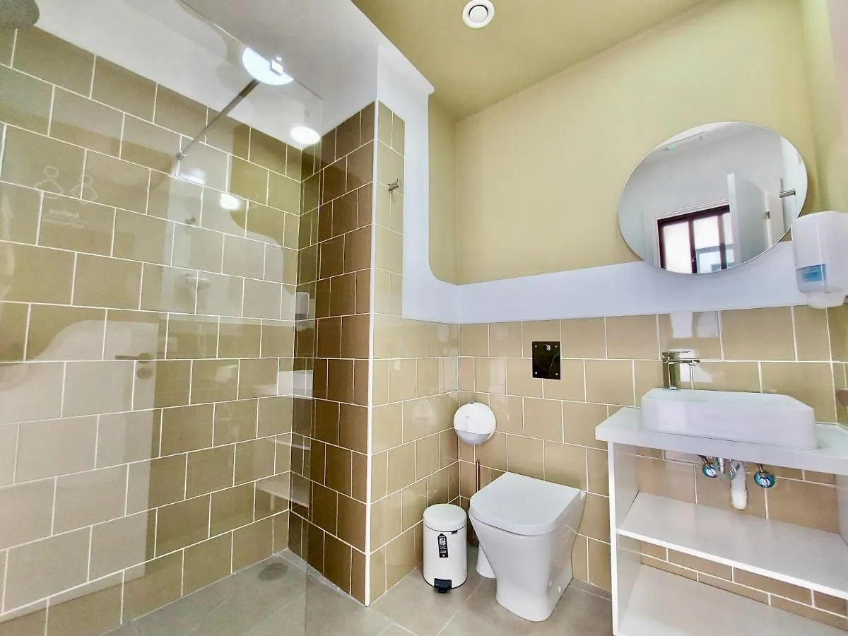 Atypicap Capsule Hostel Puerto de la Cruz  Capsule hotel Puerto de la Cruz (Tenerife)